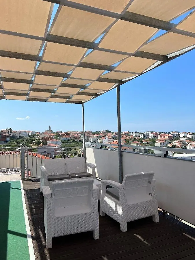 Apartment Ljubica オクルグ・ゴルニ 0*,